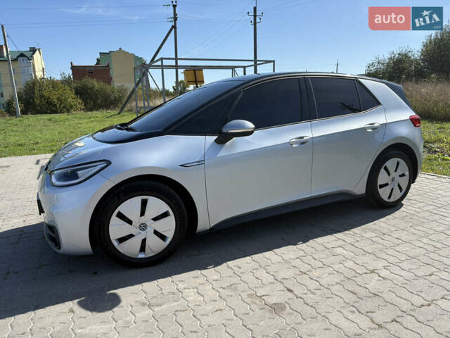 Серый Фольксваген ID.3, объемом двигателя 0 л и пробегом 141 тыс. км за 16500 $, фото 3 на Automoto.ua