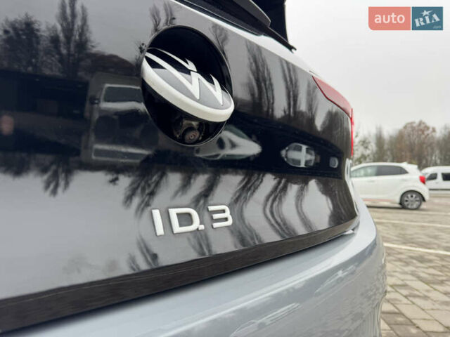 Серый Фольксваген ID.3, объемом двигателя 0 л и пробегом 107 тыс. км за 16999 $, фото 111 на Automoto.ua