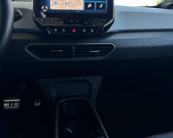 Сірий Фольксваген ID.3, об'ємом двигуна 0 л та пробігом 115 тис. км за 17999 $, фото 12 на Automoto.ua