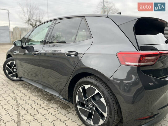 Серый Фольксваген ID.3, объемом двигателя 0 л и пробегом 64 тыс. км за 16950 $, фото 17 на Automoto.ua