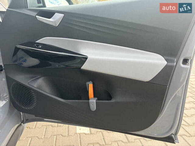 Фольксваген ID.3 2020 в Коломые на Automoto.ua Серый Фольксваген ID.3, объемом двигателя 0 л и пробегом 214 тыс. км за 14999 $, фото 29 на Automoto.ua