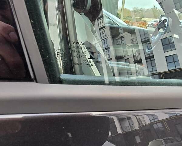 Серый Фольксваген ID.3, объемом двигателя 0 л и пробегом 109 тыс. км за 17799 $, фото 38 на Automoto.ua