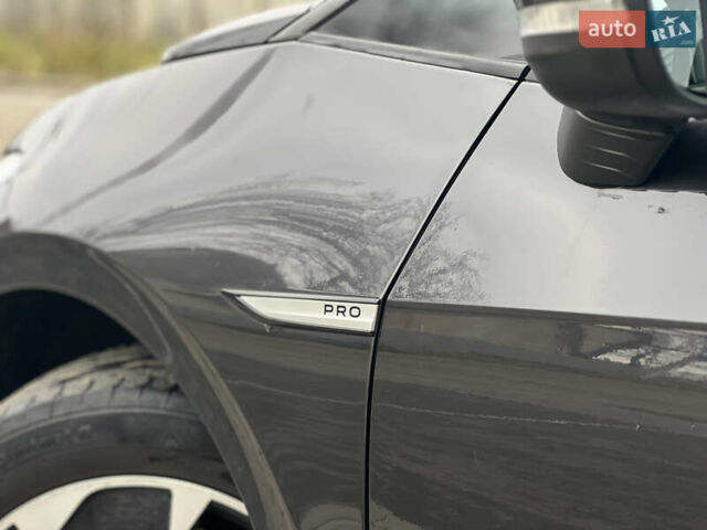 Серый Фольксваген ID.3, объемом двигателя 0 л и пробегом 64 тыс. км за 16950 $, фото 14 на Automoto.ua