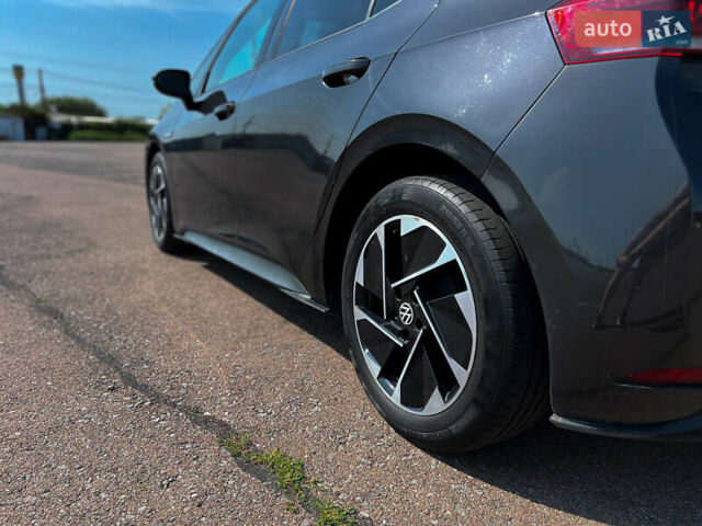 Серый Фольксваген ID.3, объемом двигателя 0 л и пробегом 58 тыс. км за 17800 $, фото 12 на Automoto.ua