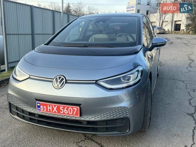 Серый Фольксваген ID.3, объемом двигателя 0 л и пробегом 143 тыс. км за 15200 $, фото 1 на Automoto.ua