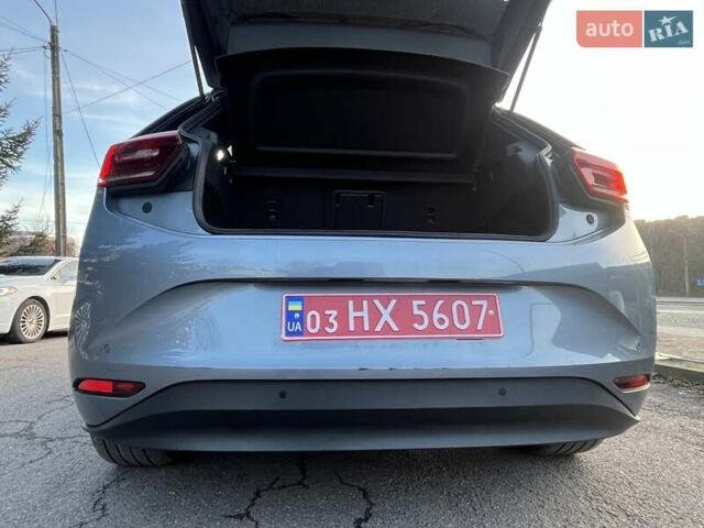 Серый Фольксваген ID.3, объемом двигателя 0 л и пробегом 143 тыс. км за 15200 $, фото 13 на Automoto.ua