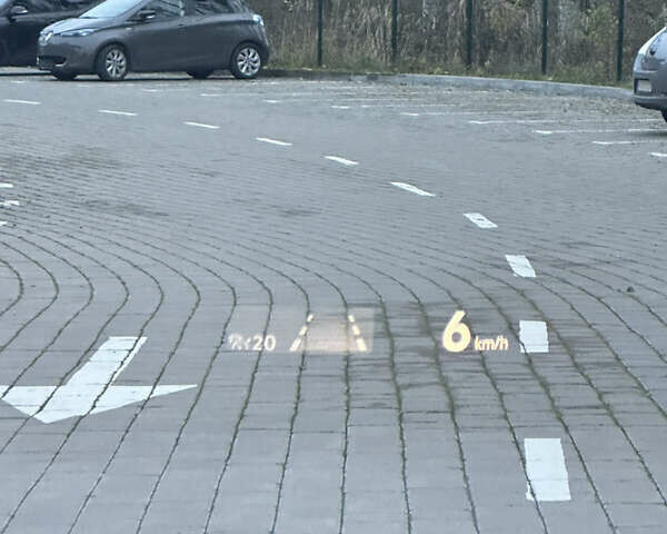 Серый Фольксваген ID.3, объемом двигателя 0 л и пробегом 160 тыс. км за 17200 $, фото 102 на Automoto.ua