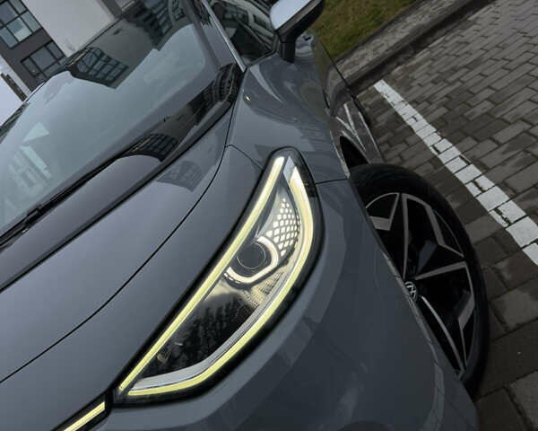 Серый Фольксваген ID.3, объемом двигателя 0 л и пробегом 107 тыс. км за 16999 $, фото 5 на Automoto.ua