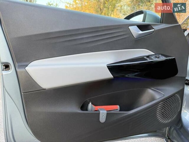 Сірий Фольксваген ID.3, об'ємом двигуна 0 л та пробігом 135 тис. км за 17900 $, фото 52 на Automoto.ua