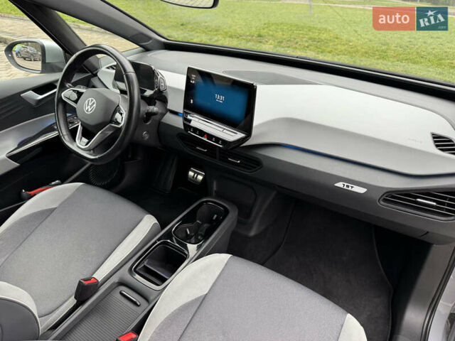 Серый Фольксваген ID.3, объемом двигателя 0 л и пробегом 107 тыс. км за 16999 $, фото 97 на Automoto.ua