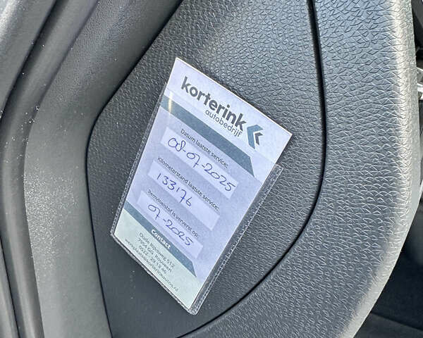 Сірий Фольксваген ID.3, об'ємом двигуна 0 л та пробігом 137 тис. км за 16200 $, фото 59 на Automoto.ua