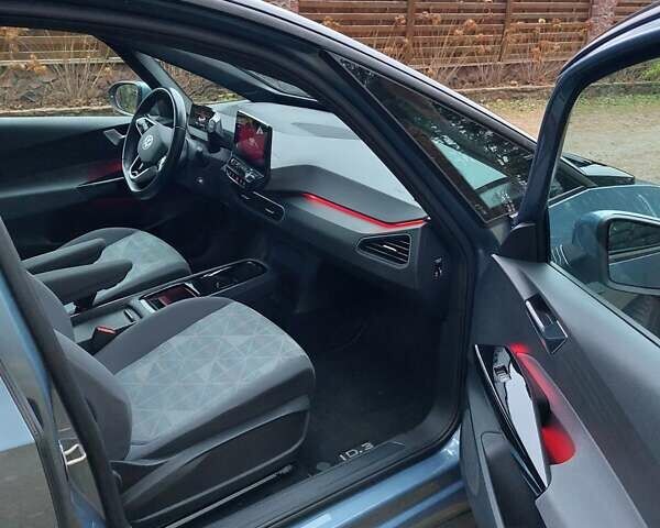 Серый Фольксваген ID.3, объемом двигателя 0 л и пробегом 197 тыс. км за 15099 $, фото 8 на Automoto.ua