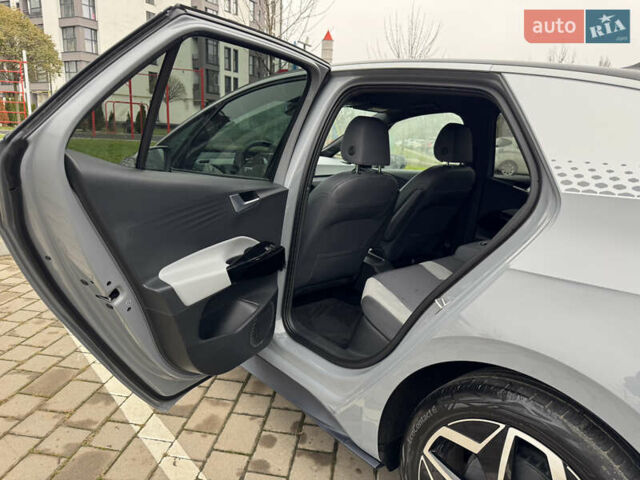 Серый Фольксваген ID.3, объемом двигателя 0 л и пробегом 107 тыс. км за 16999 $, фото 82 на Automoto.ua