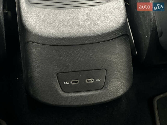 Серый Фольксваген ID.3, объемом двигателя 0 л и пробегом 64 тыс. км за 16950 $, фото 24 на Automoto.ua