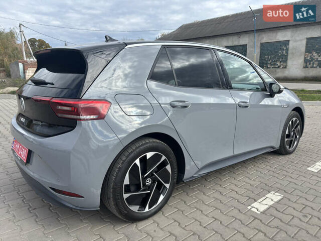 Фольксваген ID.3 2020 в Коломые на Automoto.ua Серый Фольксваген ID.3, объемом двигателя 0 л и пробегом 214 тыс. км за 14999 $, фото 6 на Automoto.ua