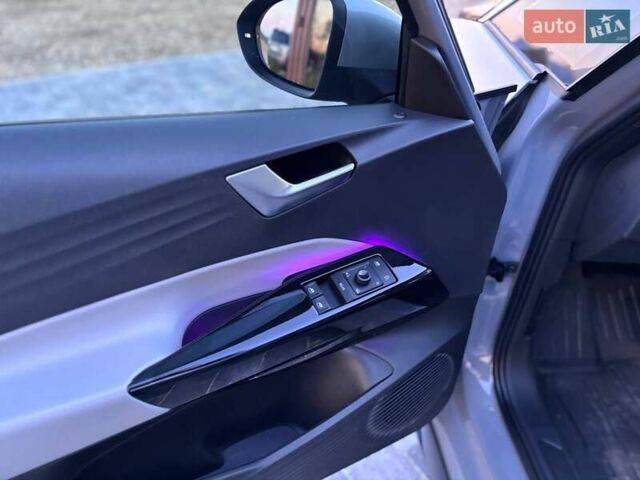 Сірий Фольксваген ID.3, об'ємом двигуна 0 л та пробігом 199 тис. км за 14399 $, фото 4 на Automoto.ua
