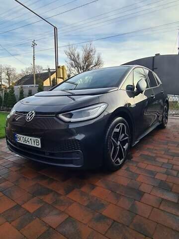 Серый Фольксваген ID.3, объемом двигателя 0 л и пробегом 147 тыс. км за 15000 $, фото 24 на Automoto.ua