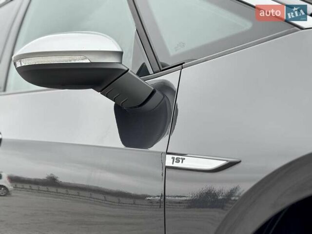 Серый Фольксваген ID.3, объемом двигателя 0 л и пробегом 100 тыс. км за 16999 $, фото 32 на Automoto.ua