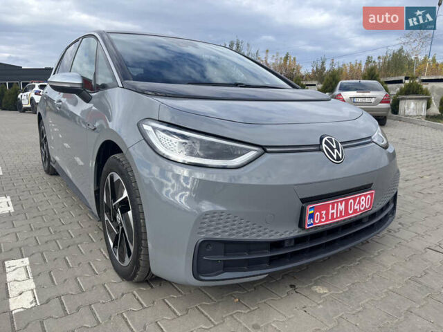Фольксваген ID.3 2020 в Коломые на Automoto.ua Серый Фольксваген ID.3, объемом двигателя 0 л и пробегом 214 тыс. км за 14999 $, фото 4 на Automoto.ua