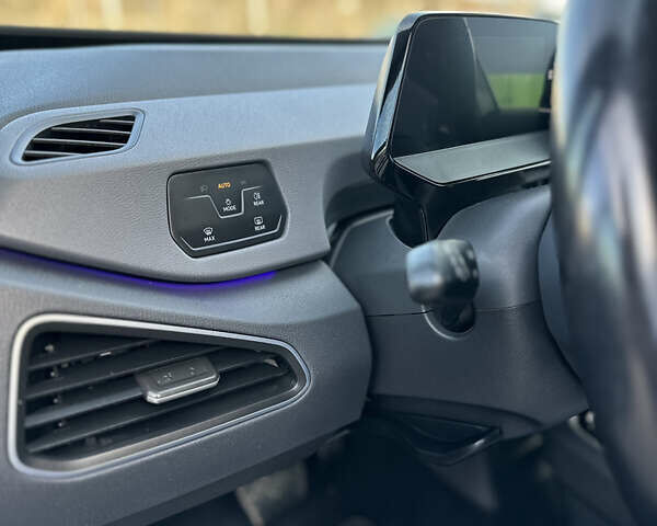 Сірий Фольксваген ID.3, об'ємом двигуна 0 л та пробігом 137 тис. км за 16200 $, фото 42 на Automoto.ua