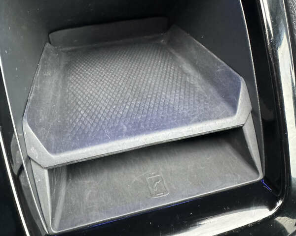 Серый Фольксваген ID.3, объемом двигателя 0 л и пробегом 107 тыс. км за 16999 $, фото 47 на Automoto.ua