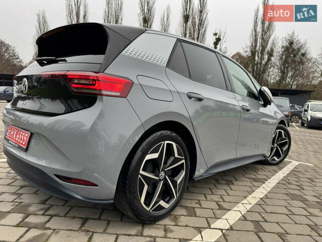 Серый Фольксваген ID.3, объемом двигателя 0 л и пробегом 107 тыс. км за 16999 $, фото 19 на Automoto.ua