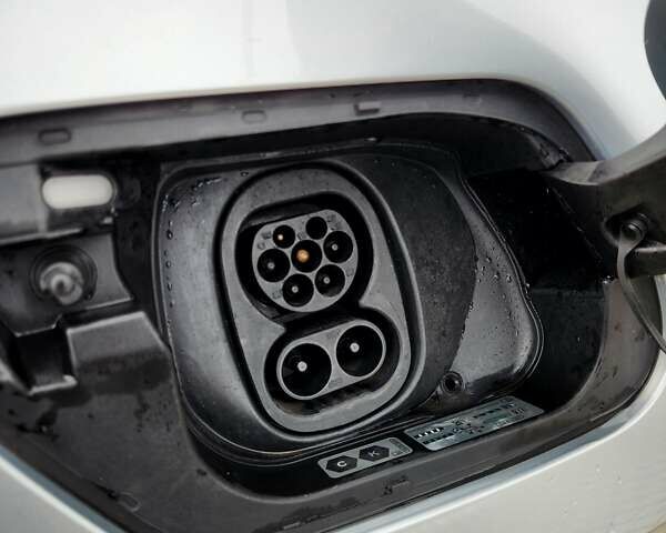 Серый Фольксваген ID.3, объемом двигателя 0 л и пробегом 164 тыс. км за 15800 $, фото 28 на Automoto.ua