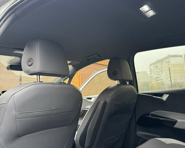 Серый Фольксваген ID.3, объемом двигателя 0 л и пробегом 129 тыс. км за 16400 $, фото 43 на Automoto.ua