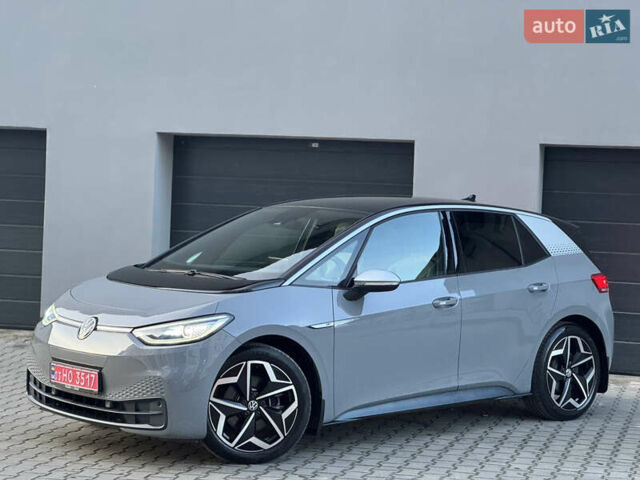 Серый Фольксваген ID.3, объемом двигателя 0 л и пробегом 91 тыс. км за 16999 $, фото 7 на Automoto.ua