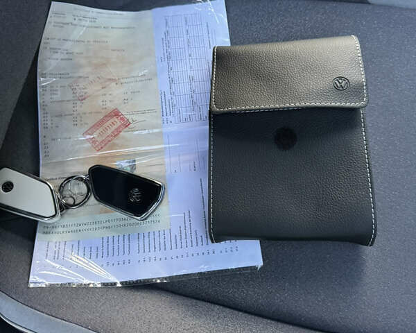 Серый Фольксваген ID.3, объемом двигателя 0 л и пробегом 91 тыс. км за 16999 $, фото 68 на Automoto.ua