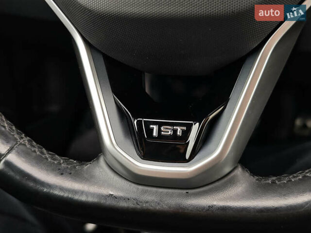 Фольксваген ID.3 2020 в Луцке на Automoto.ua Серый Фольксваген ID.3, объемом двигателя 0 л и пробегом 173 тыс. км за 16699 $, фото 55 на Automoto.ua