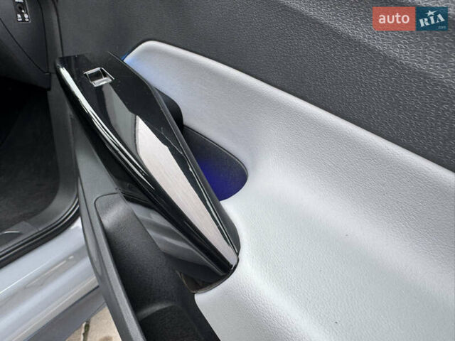 Серый Фольксваген ID.3, объемом двигателя 0 л и пробегом 107 тыс. км за 16999 $, фото 94 на Automoto.ua