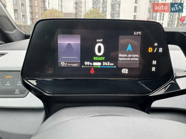 Серый Фольксваген ID.3, объемом двигателя 0 л и пробегом 107 тыс. км за 16999 $, фото 51 на Automoto.ua