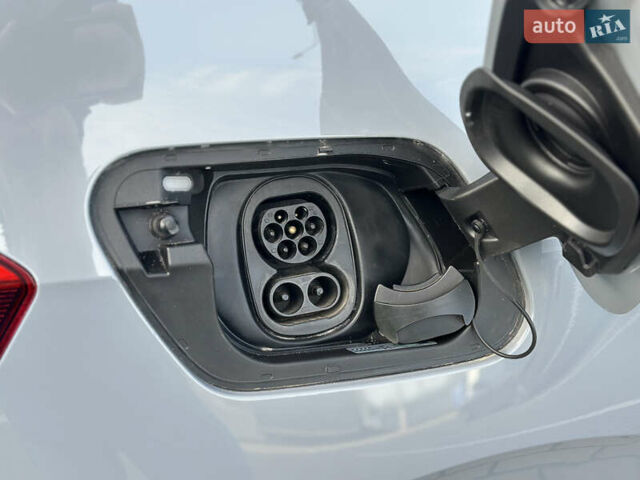 Сірий Фольксваген ID.3, об'ємом двигуна 0 л та пробігом 137 тис. км за 16200 $, фото 30 на Automoto.ua