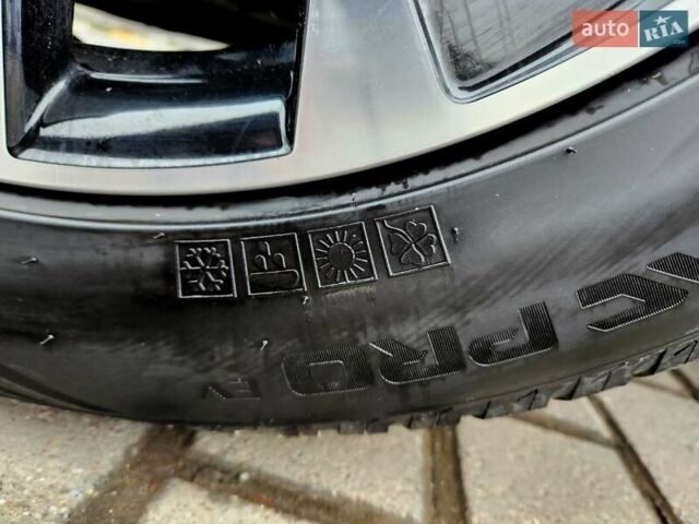 Серый Фольксваген ID.3, объемом двигателя 0 л и пробегом 164 тыс. км за 15800 $, фото 13 на Automoto.ua