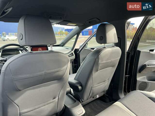 Серый Фольксваген ID.3, объемом двигателя 0 л и пробегом 98 тыс. км за 16300 $, фото 17 на Automoto.ua