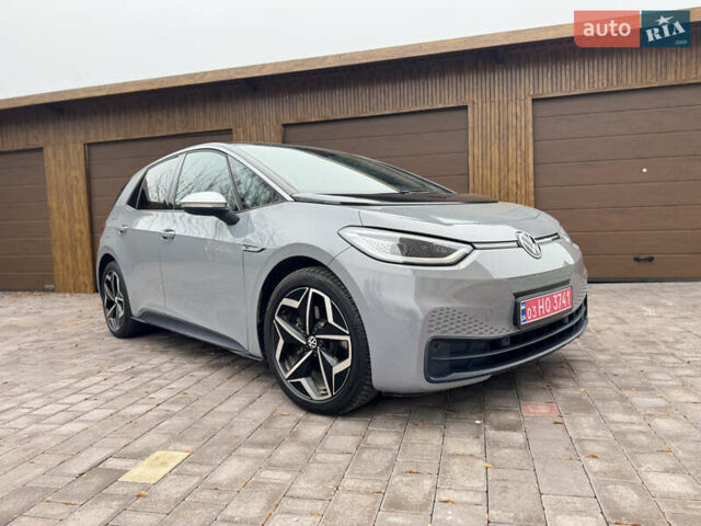 Серый Фольксваген ID.3, объемом двигателя 0 л и пробегом 129 тыс. км за 16400 $, фото 3 на Automoto.ua