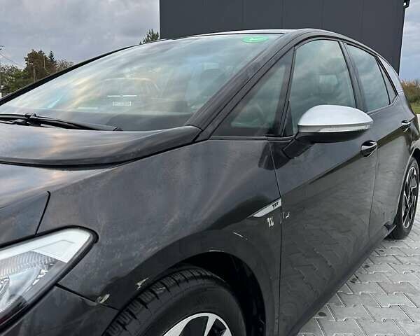 Серый Фольксваген ID.3, объемом двигателя 0 л и пробегом 123 тыс. км за 14999 $, фото 2 на Automoto.ua