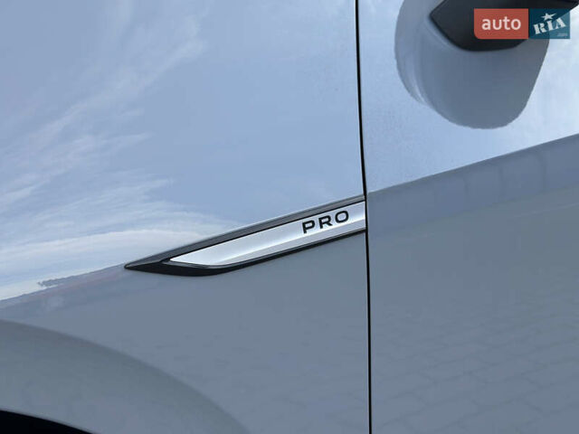 Сірий Фольксваген ID.3, об'ємом двигуна 0 л та пробігом 137 тис. км за 16200 $, фото 26 на Automoto.ua