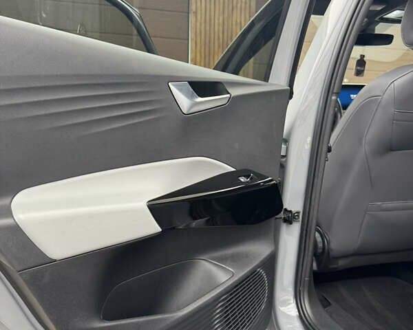 Серый Фольксваген ID.3, объемом двигателя 0 л и пробегом 129 тыс. км за 16400 $, фото 36 на Automoto.ua