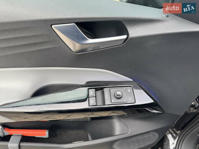 Серый Фольксваген ID.3, объемом двигателя 0 л и пробегом 97 тыс. км за 16900 $, фото 19 на Automoto.ua