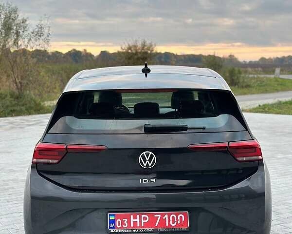 Серый Фольксваген ID.3, объемом двигателя 0 л и пробегом 123 тыс. км за 14999 $, фото 1 на Automoto.ua