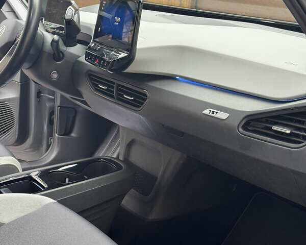 Серый Фольксваген ID.3, объемом двигателя 0 л и пробегом 129 тыс. км за 16400 $, фото 31 на Automoto.ua