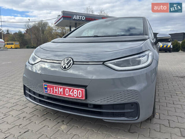 Фольксваген ID.3 2020 в Коломые на Automoto.ua Серый Фольксваген ID.3, объемом двигателя 0 л и пробегом 214 тыс. км за 14999 $, фото 2 на Automoto.ua