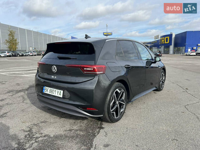Серый Фольксваген ID.3, объемом двигателя 0 л и пробегом 98 тыс. км за 16300 $, фото 3 на Automoto.ua