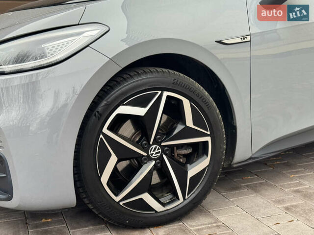 Серый Фольксваген ID.3, объемом двигателя 0 л и пробегом 129 тыс. км за 16400 $, фото 9 на Automoto.ua