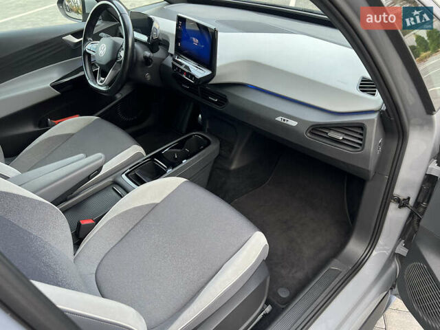 Серый Фольксваген ID.3, объемом двигателя 0 л и пробегом 117 тыс. км за 17300 $, фото 75 на Automoto.ua