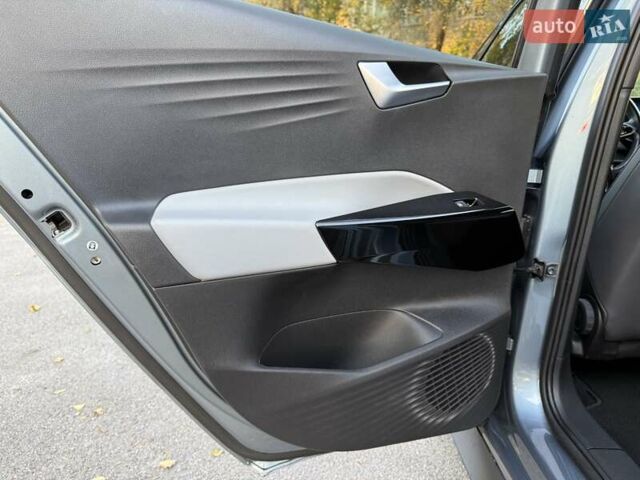 Сірий Фольксваген ID.3, об'ємом двигуна 0 л та пробігом 135 тис. км за 17900 $, фото 53 на Automoto.ua