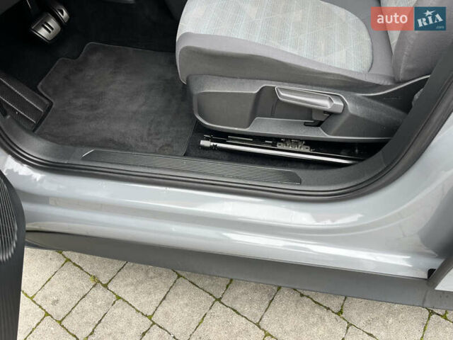 Фольксваген ID.3 2020 в Коломые на Automoto.ua Серый Фольксваген ID.3, объемом двигателя 0 л и пробегом 87 тыс. км за 16450 $, фото 19 на Automoto.ua