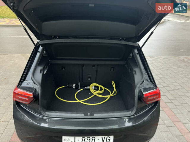 Серый Фольксваген ID.3, объемом двигателя 0 л и пробегом 174 тыс. км за 14850 $, фото 8 на Automoto.ua